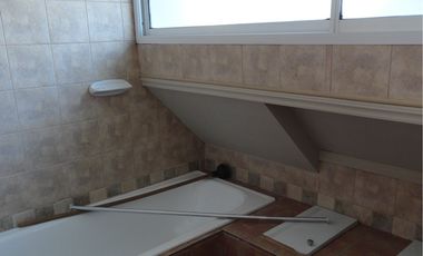 VENTA: San Luis esq. V. Lopez, Quilmes