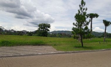 Tanah Dijual di Kota Baru Parahyangan Bandung