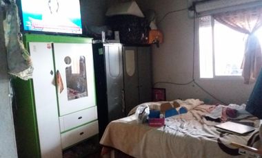 VIVIENDA MULTIFAMILIAR EN LOSA, DE 8 X 13 EN DOS PLANTAS,  4 DEPARTAMENTOS, 180 M2 CUBIERTOS, ESTADO GENERAL BUENO, OPORTUNIDAD