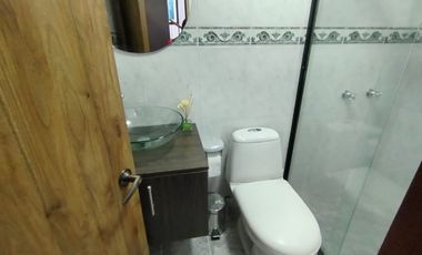 casa en arriendo en la tablaza. Cod A9432620