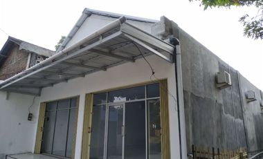For Sale Shophouse in Strategic Location in Krapyak, Yogya