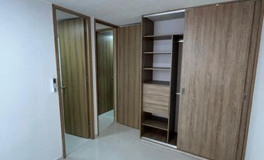 apartamento en arriendo en prados del este. Cod A3430