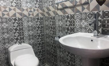 Casa de arriendo en Ricardo Muñoz y 10 de Agosto – código:18577