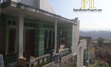 Rumah mungil dengan udara yg segar dii ciseupan cimahi bandung | RITAJUWITA