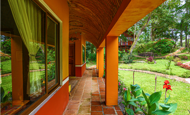 Se Vende Villa en Altos del Maria