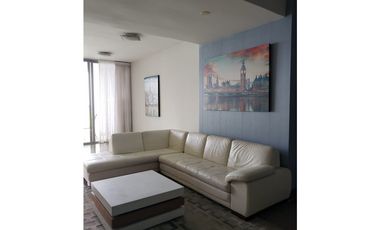 VENTA  APARTAMENTO AMOBLADO AVENIDA BALBOA VISTA AL MAR