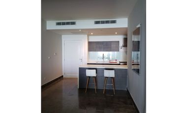 VENTA  APARTAMENTO AMOBLADO AVENIDA BALBOA VISTA AL MAR