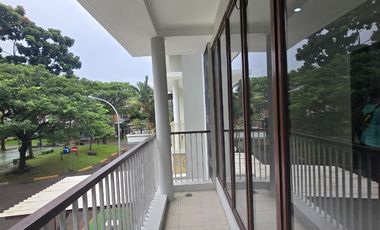 Disewakan Rumah  Bagus Siap Huni Di Cluster Discovery Fiore Bintaro Jaya
