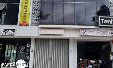 Disewakan Ruko Pasar Modern Timur BSD City Tangerang Selatan Lokasi Bagus Ramai Sangat Strategis