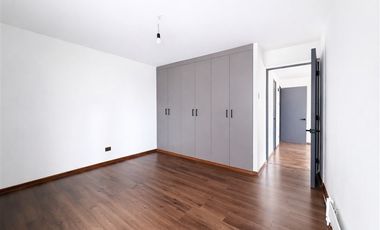 Departamento en venta de 4 dorm.+ 4 baños en Vitacura