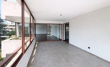 Departamento en venta de 4 dorm.+ 4 baños en Vitacura
