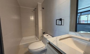 Departamento en venta de 4 dorm.+ 4 baños en Vitacura