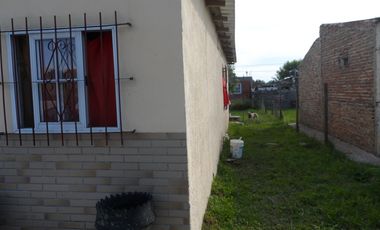 Amplia vivienda en Ingeniero Allan, &quotLa Carolina&quot, Florencio Varela