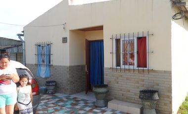 Amplia vivienda en Ingeniero Allan, &quotLa Carolina&quot, Florencio Varela