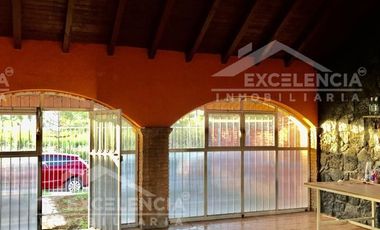 VENTA DE QUINTA EN LA COL. DEFENSORES DE PUEBLA .