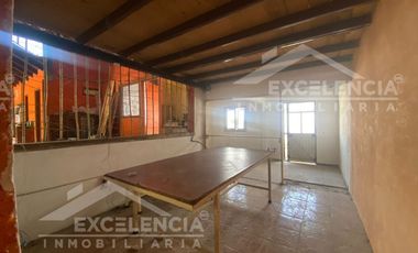 VENTA DE QUINTA EN LA COL. DEFENSORES DE PUEBLA .