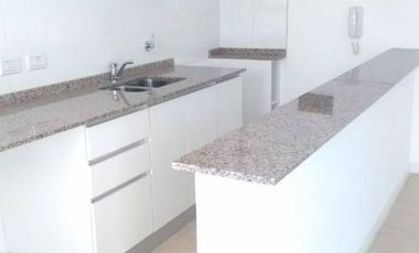 Departamento en venta de 3 ambientes con 2 cocheras - Banfield