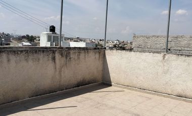 VENTA Casa Nueva, 3 o 4 recamaras, 2 estacionamientos, cisterna, 3 niveles.