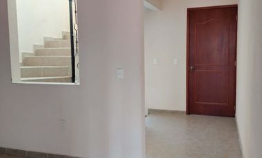 VENTA Casa Nueva, 3 o 4 recamaras, 2 estacionamientos, cisterna, 3 niveles.