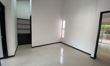 casa en venta en alfaguara. Cod V17378