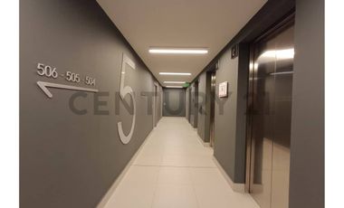 ARRIENDO MODERNA OFICINA 98 MT2 - METRO LOS LEONES