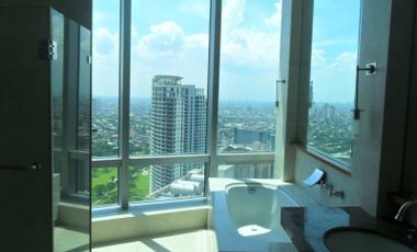 Penthouse Unit in One McKinley Place for Rent