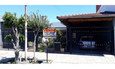 Casa en venta en Isidro Casanova, La Matanza