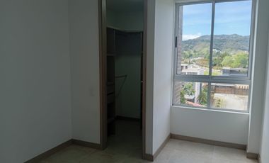apartamento en arriendo en centro. Cod A63110