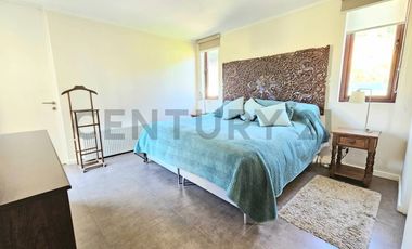 Venta Casa 4D 3B 3E y Quincho, Valle Mitrinhue, Km 21