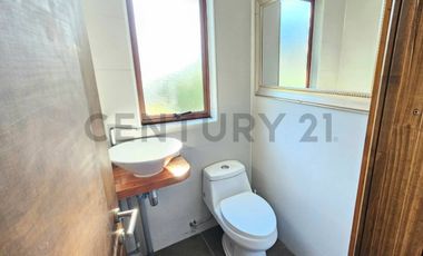 Venta Casa 4D 3B 3E y Quincho, Valle Mitrinhue, Km 21