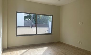 en privada a una cuadra de la avenida San Diego