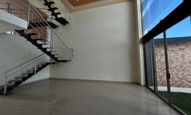en privada a una cuadra de la avenida San Diego