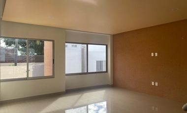 en privada a una cuadra de la avenida San Diego