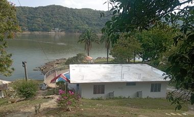 finca en venta en seleccionar barrio. Cod V1969