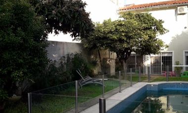 Extraordinaria Casa- VICENTE LOPEZ