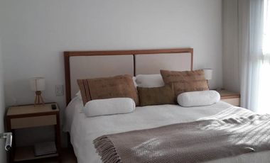 Extraordinaria Casa- VICENTE LOPEZ