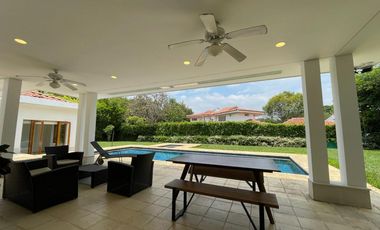 casa en arriendo en pance. Cod A107779