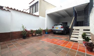 casa en venta en quinta oriental. Cod V27507