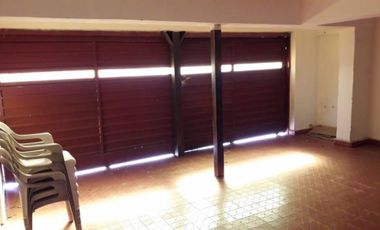 CHALET AMPLIO CON GRAN PARQUE. PISCINA. CANCHA DE PADLE. 4 DORMITORIOS