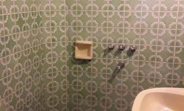 CHALET AMPLIO CON GRAN PARQUE. PISCINA. CANCHA DE PADLE. 4 DORMITORIOS