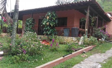 casa campestre en venta en alamos. Cod V101407