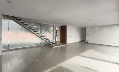 casa en venta en el portico. Cod V31501