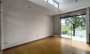 casa en venta en el portico. Cod V31501