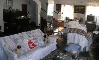 SE VENDE IMPORTANTE PROPIEDAD EN TORTUGUITAS SOBRE 3200M2 DE TERRENO