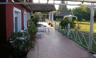 SE VENDE IMPORTANTE PROPIEDAD EN TORTUGUITAS SOBRE 3200M2 DE TERRENO