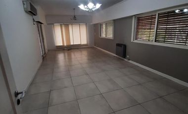 VENTA Hermoso chalet Bo El Cortijo Viejo, con 2400 metros de lote