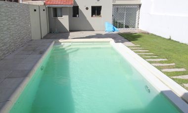 Hermoso Chalet a pasos del Mar, La Perla Mar del Plata