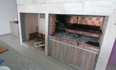 Hermoso Chalet a pasos del Mar, La Perla Mar del Plata