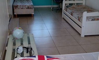 Chalet en alquiler temporario en Los Troncos