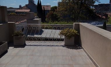 Chalet en alquiler temporario en Los Troncos